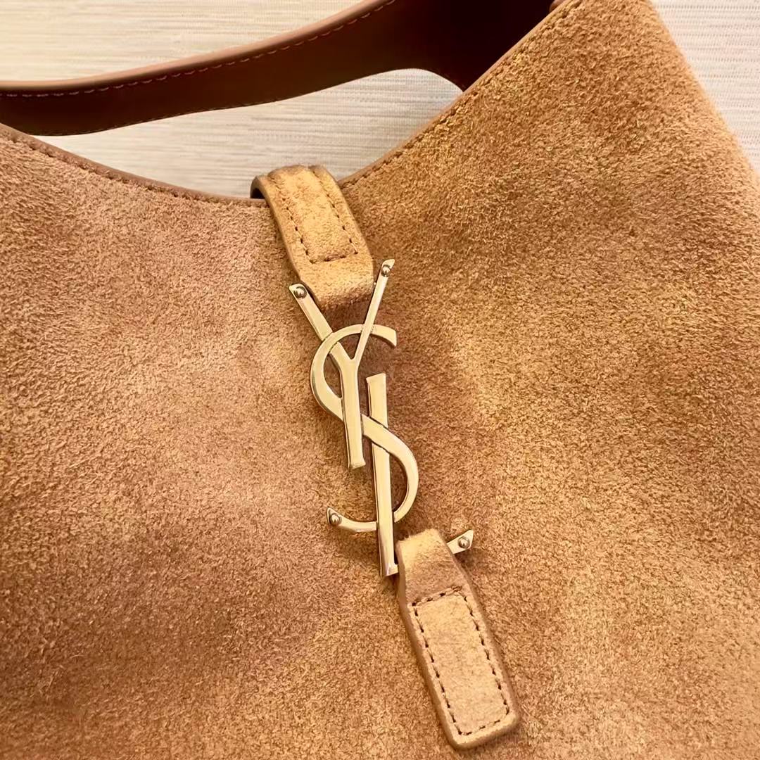  Saint Laurent サンローラン LE 37 スモール（スエード）