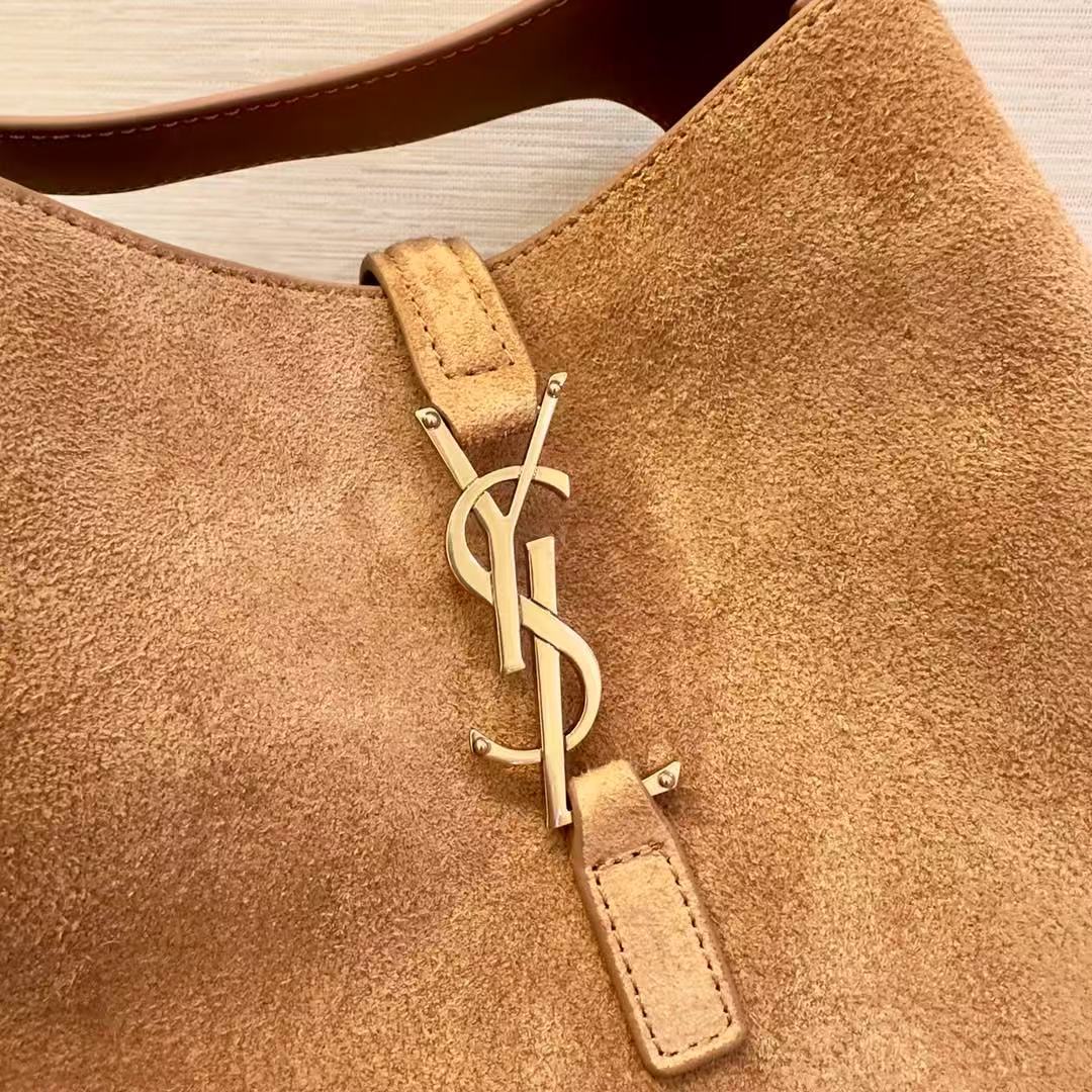  Saint Laurent サンローラン LE 37 スモール（スエード）