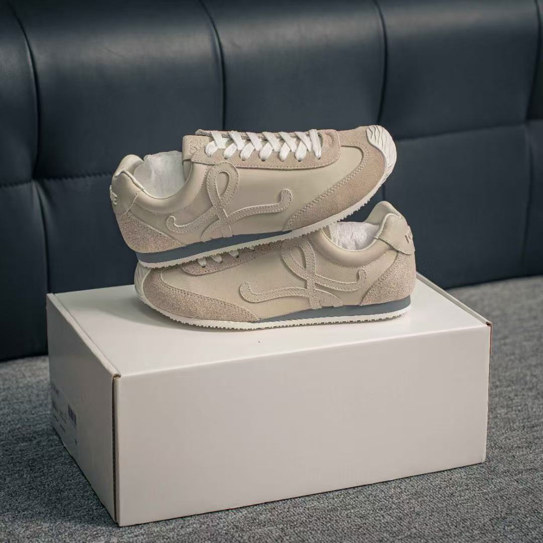 Loewe バレエランナー 2.0（ソフトカーフ）