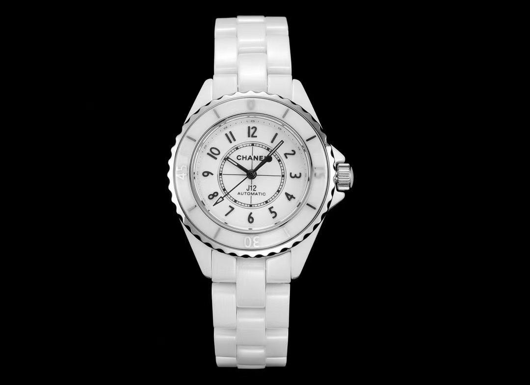CHANEL J12 キャリバー12.2, 33mm