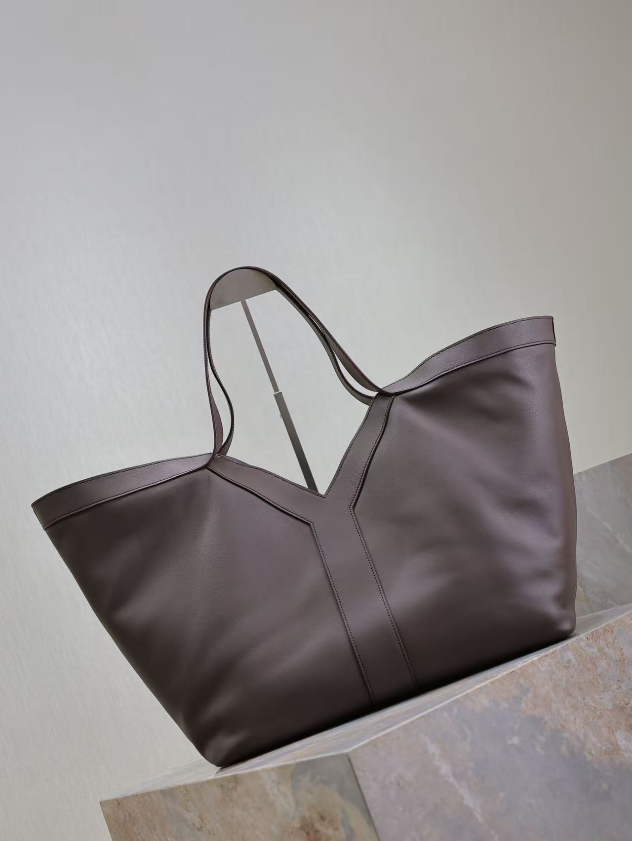 Saint Laurent サンローラン トート（レザー）