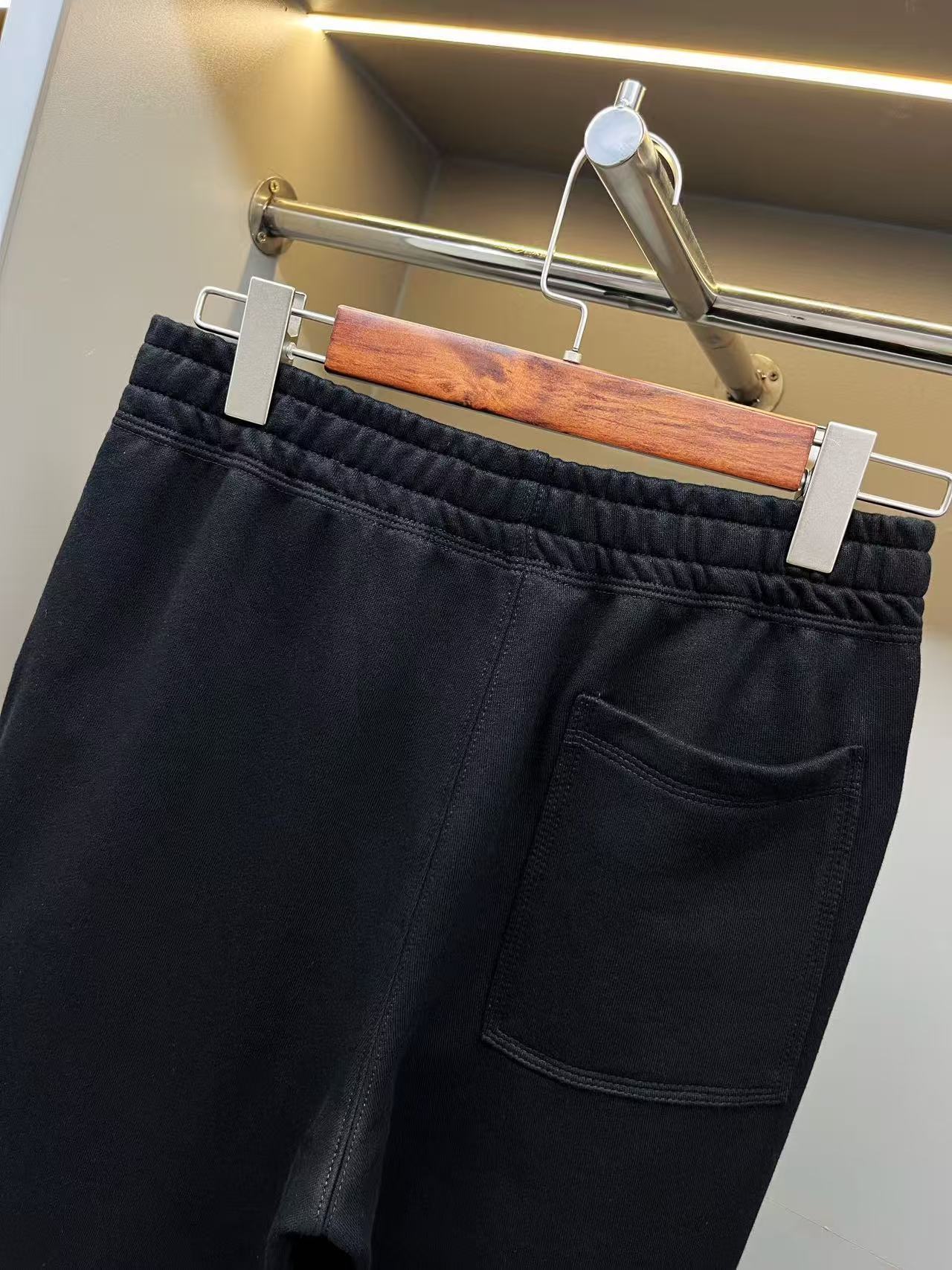 Burberry ロゴ コットン ジョギングパンツ