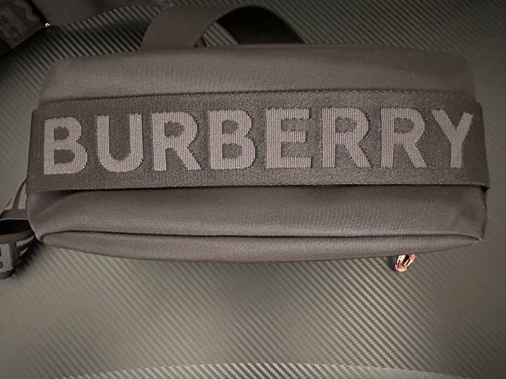 BURBERRY バーバリー　ショルダーバッグ ナイロン  ブラック