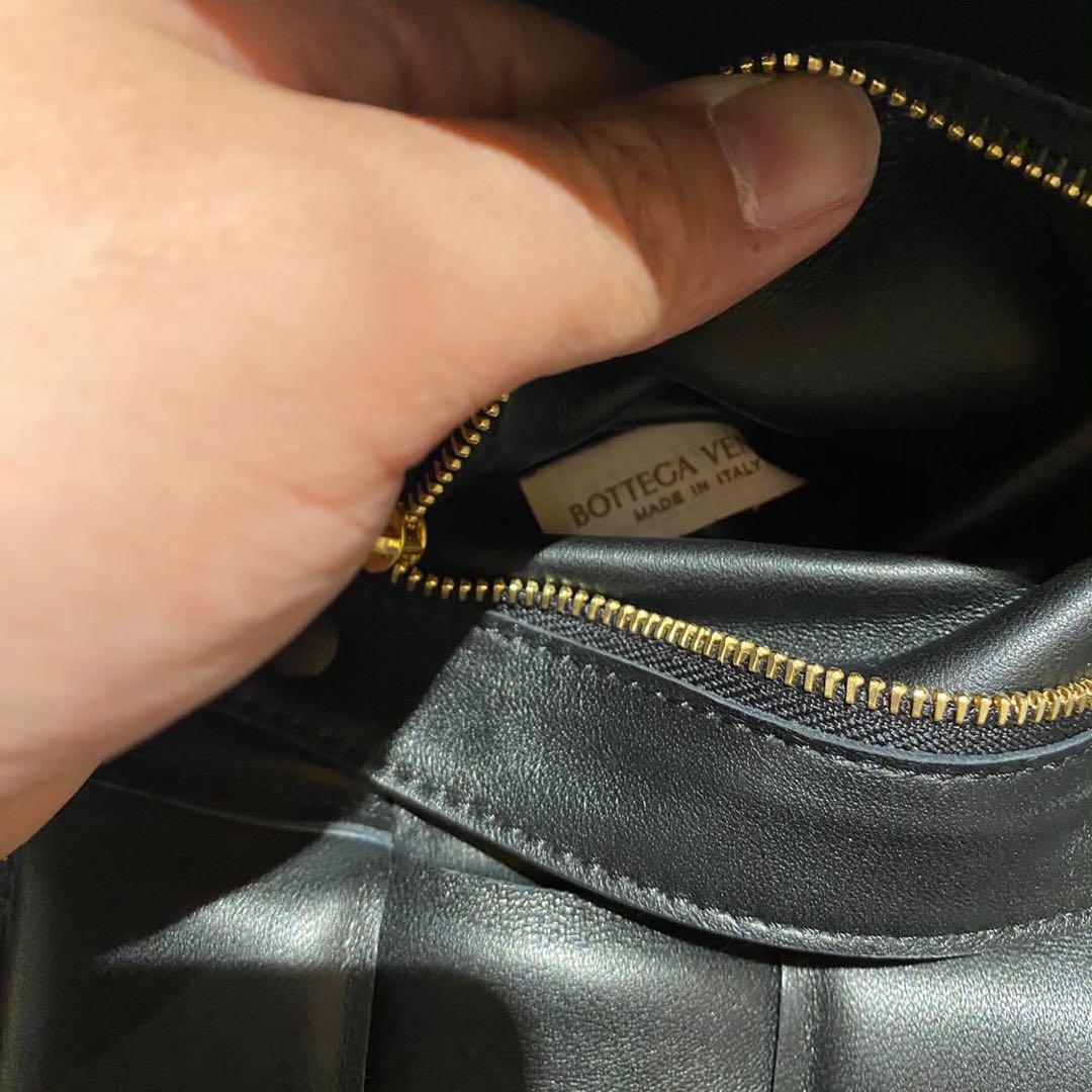 Bottega Veneta ボッテガヴェネタ　パテッドカセット