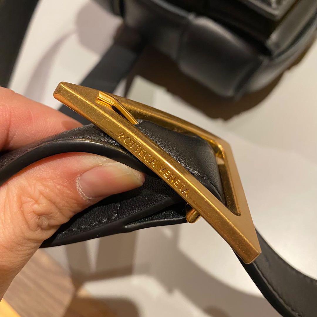 Bottega Veneta ボッテガヴェネタ　パテッドカセット