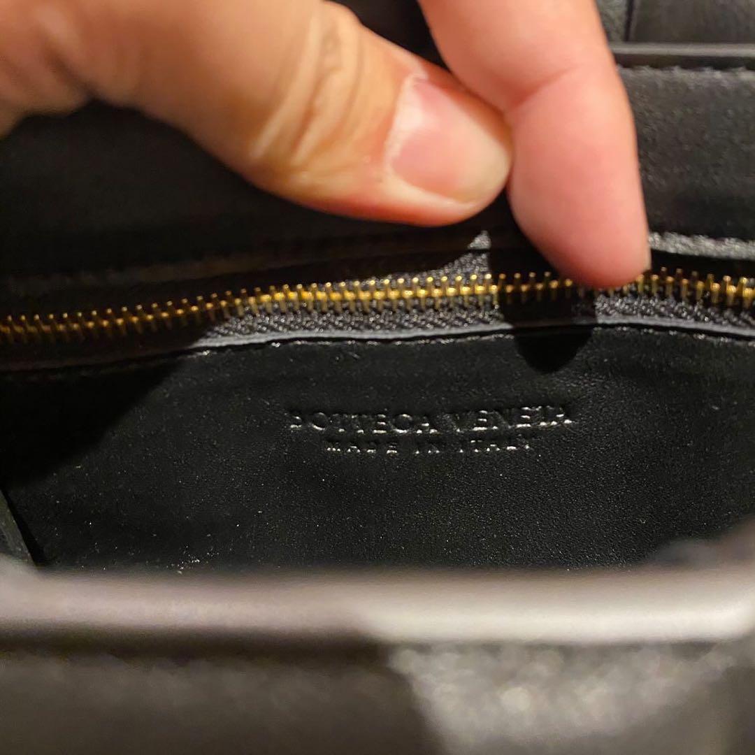 Bottega Veneta ボッテガヴェネタ　パテッドカセット