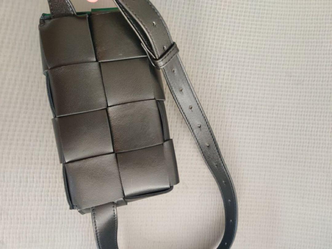 ボッテガヴェネタ　カセットベルトバッグ