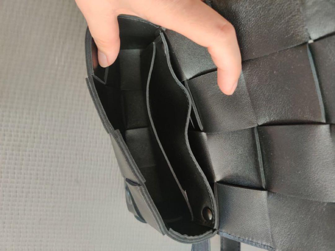 ボッテガヴェネタ　カセットベルトバッグ