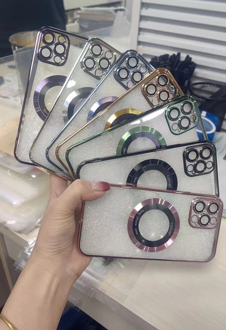  ✨Transparent magnetic case for iPhone