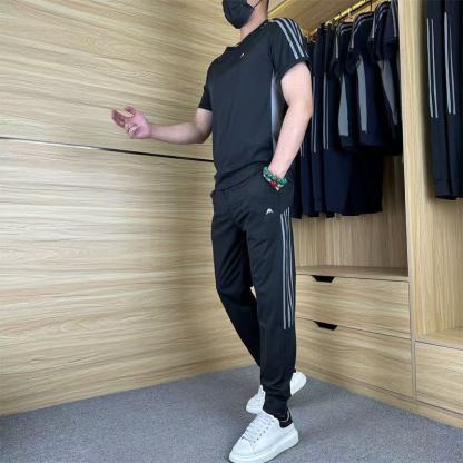 🎁Two-piece sports set for men: short-sleeved T-shirt and long pants