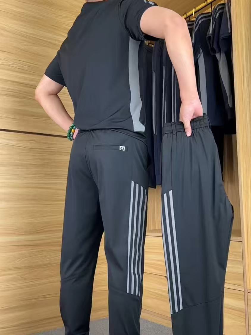 🎁Two-piece sports set for men: short-sleeved T-shirt and long pants