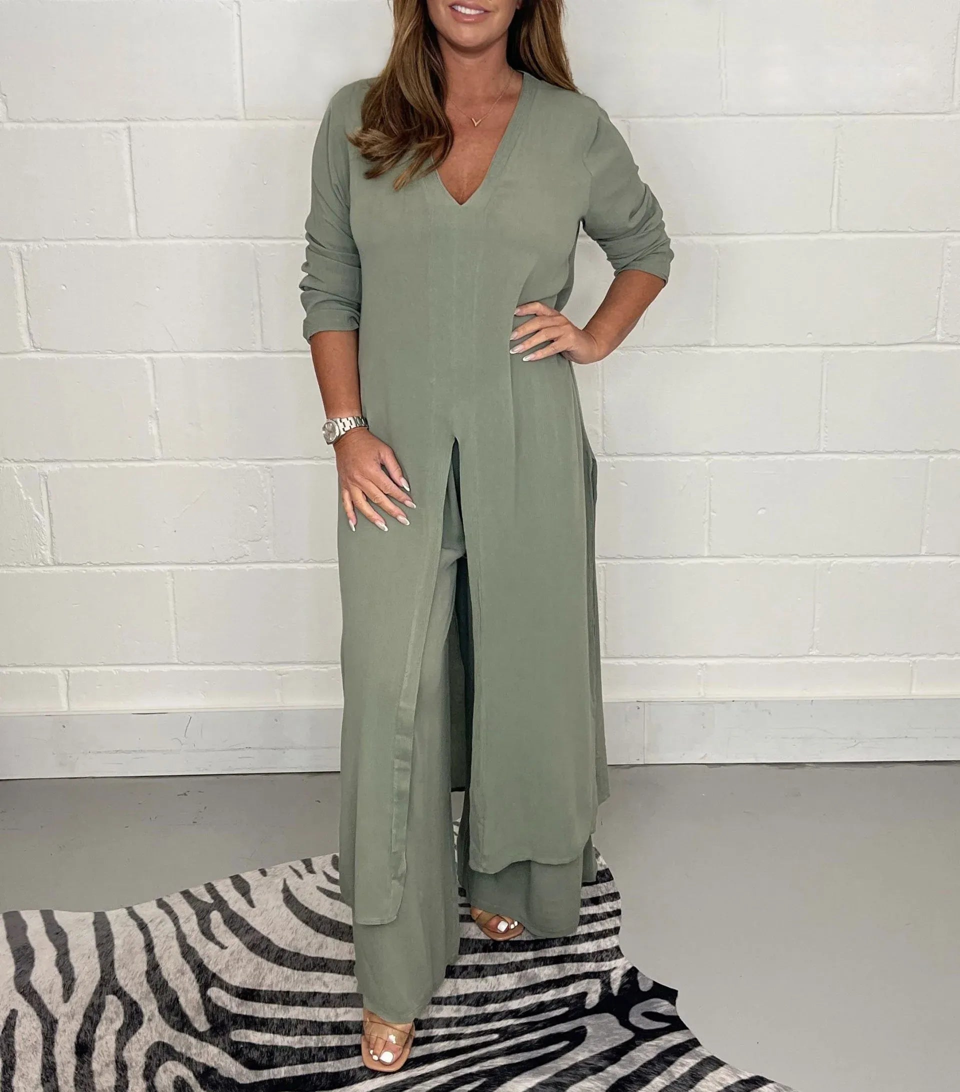 🔥2-Piece Casual Set - Long Top & Trousers👜😍