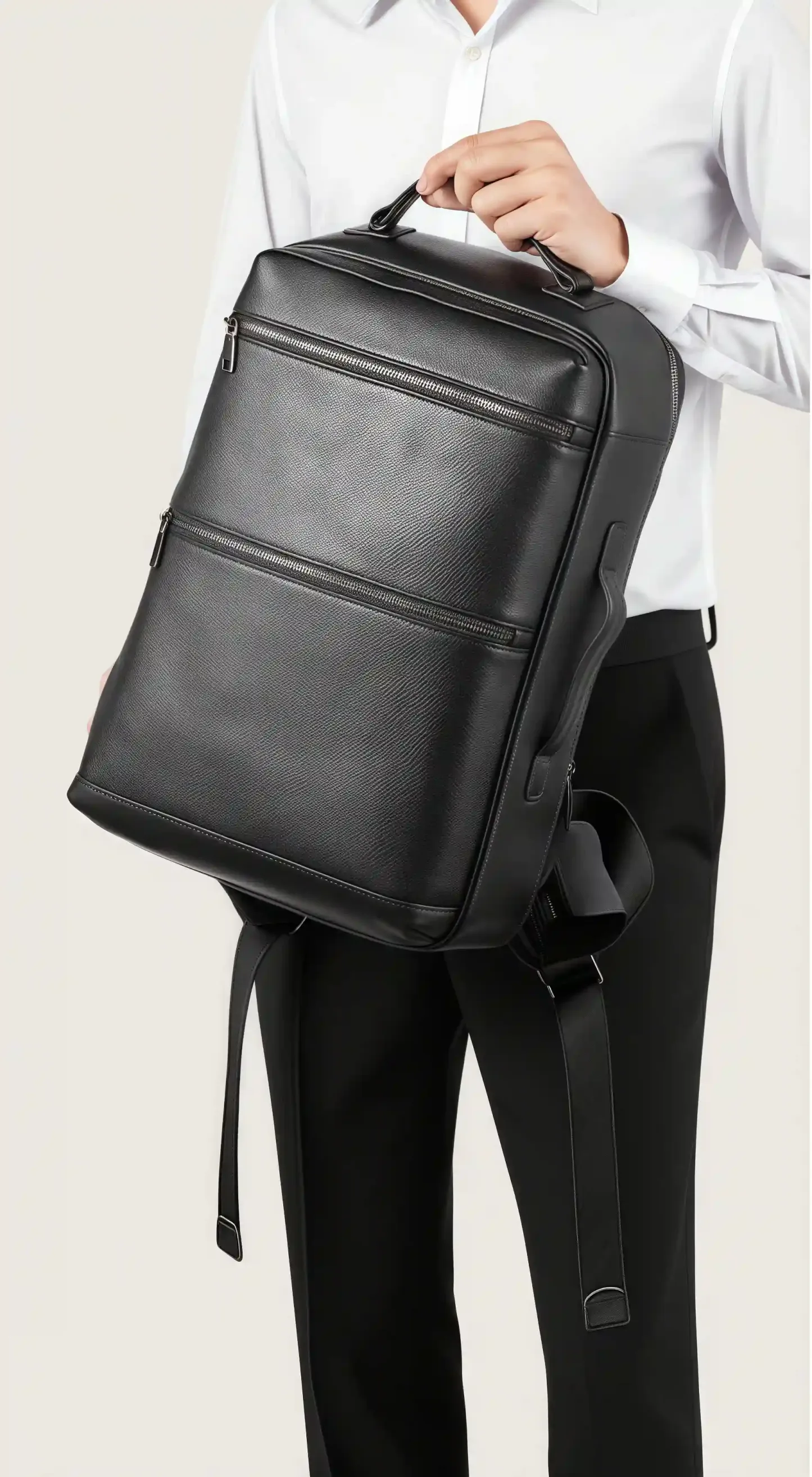 「横持ち・縦持ち・肩掛け」3WAY|牛革のビジネスリュック|大容量|ビジネス通勤に最適