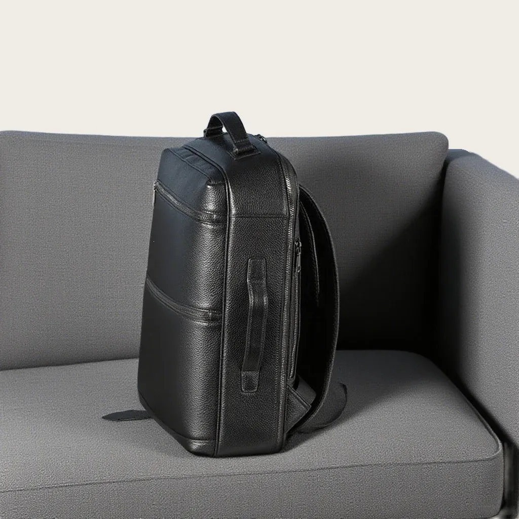「横持ち・縦持ち・肩掛け」3WAY|牛革のビジネスリュック|大容量|ビジネス通勤に最適