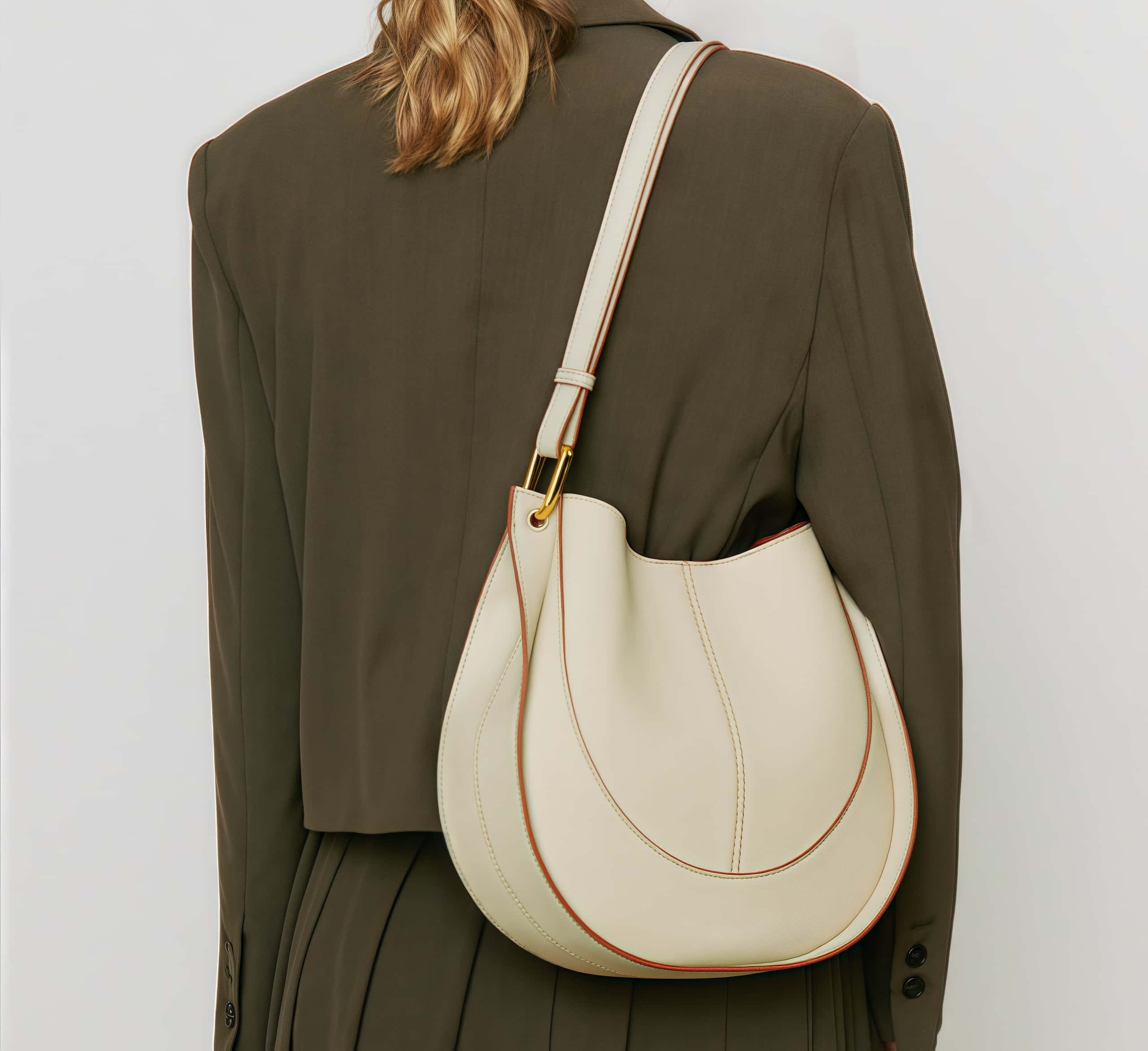 4色|上質な牛革ショルダーバッグ|トートバッグ|内ポケット+外ポケット