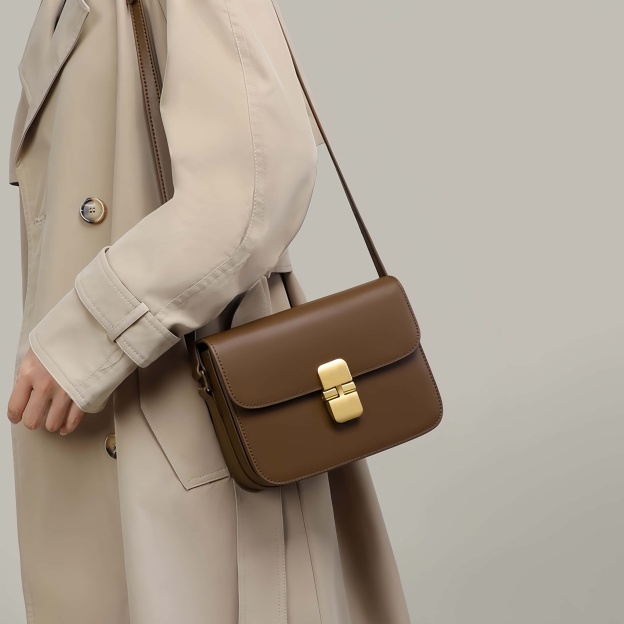 NEW ! •茶色•天然牛革ショルダーバッグ• 牛革肩掛けバッグ