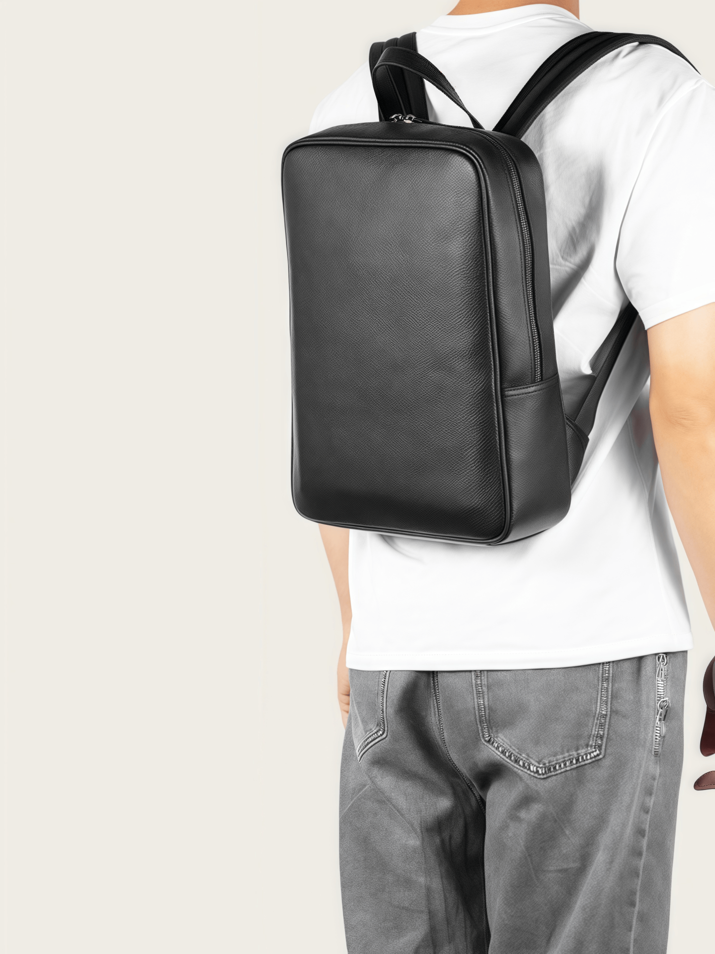 天然牛革製 ビジネス通勤向け ダブルストラップリュック