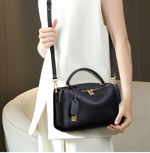 新作！黒|カーキ|2色•3WAY•厚手な天然軟めな天然牛革ハンドバッグ•牛革ショルダーバッグ