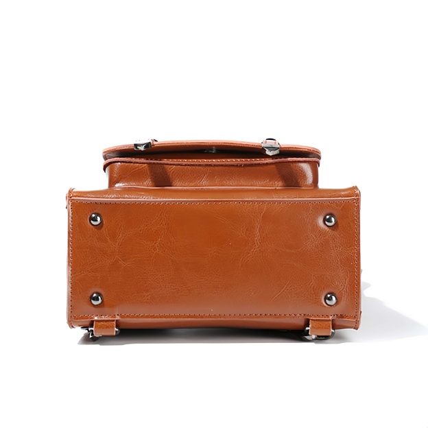 NEW ! •多機能•4つの使用モード切り替え！•天然な油蜡牛革リユック・バック•牛革斜めがけバッグ •牛革ハンドバッグ