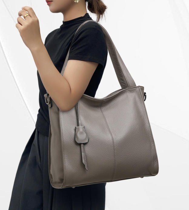 NEW ! •黒|濃い暗マゼンタ|グレー|3色•厚手な軟めな牛革ハンドバッグ•牛革トートバッグ•大容量•通勤や旅行に最適