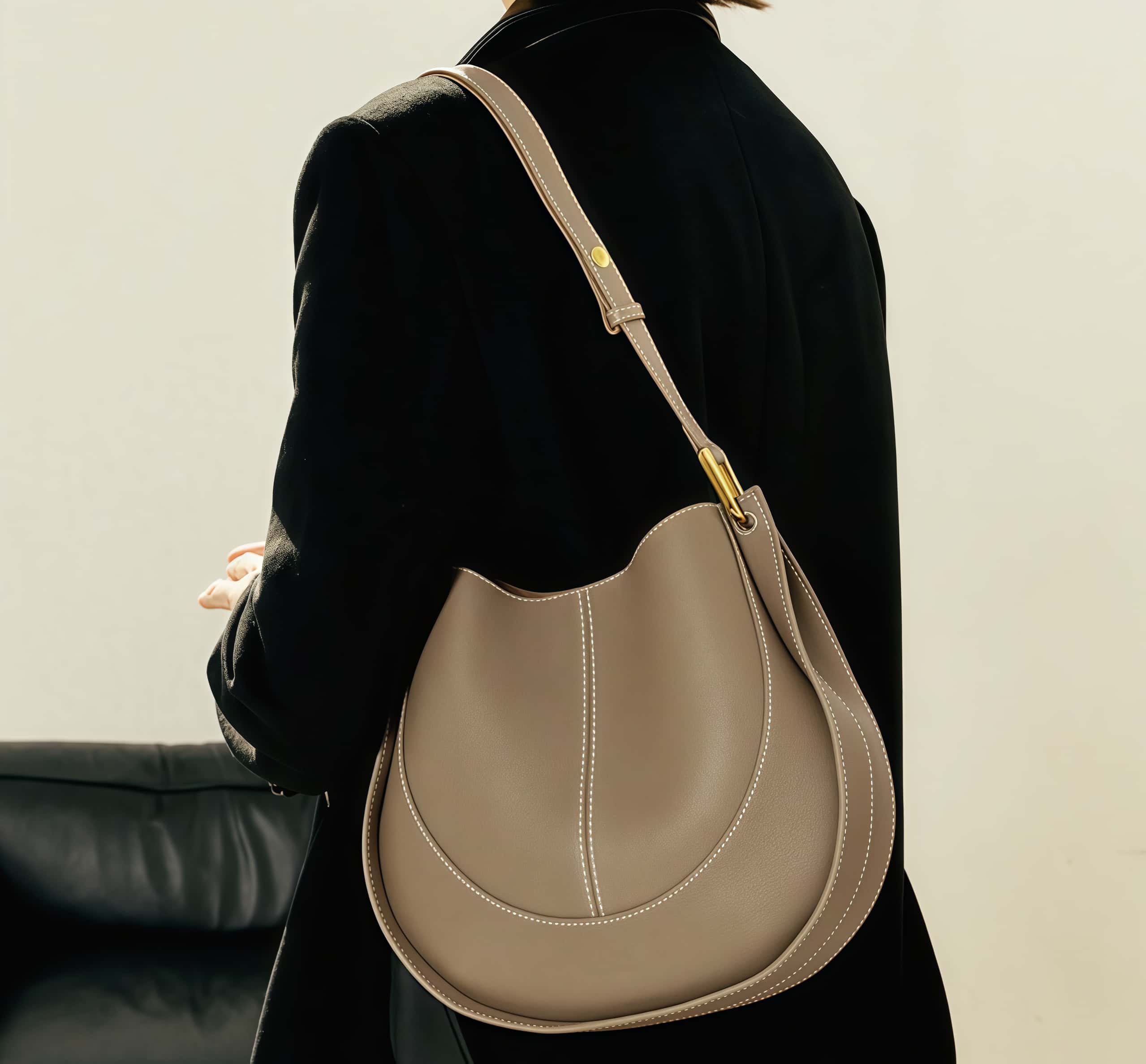 4色|上質な牛革ショルダーバッグ|トートバッグ|内ポケット+外ポケット