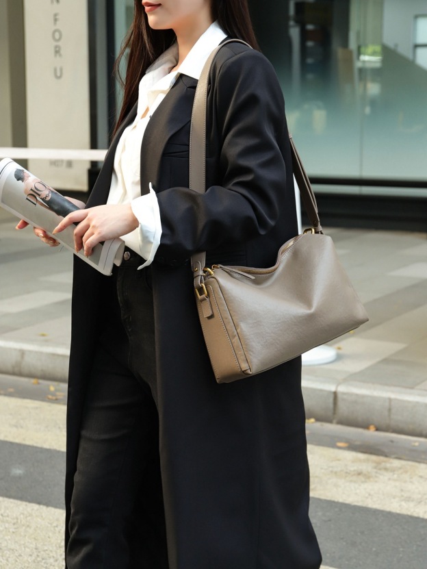 気品！▪3WAY▪高品質な植物鞣し天然牛革ハンドバッグ▪牛革ショルダーバッグ