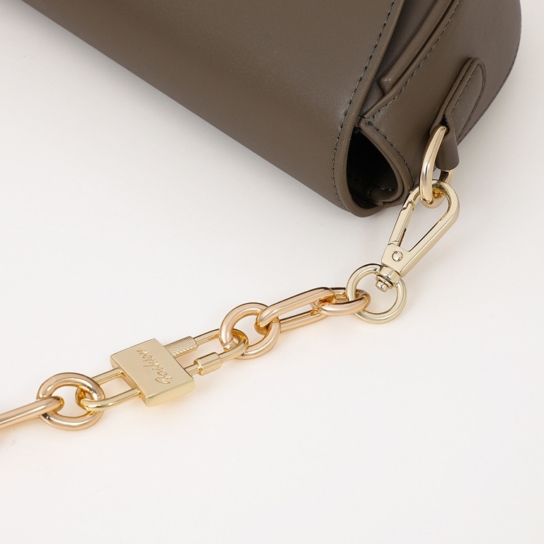 新発売!•コーヒー色•天然牛革ショルダーバッグ• 牛革肩掛けバッグ