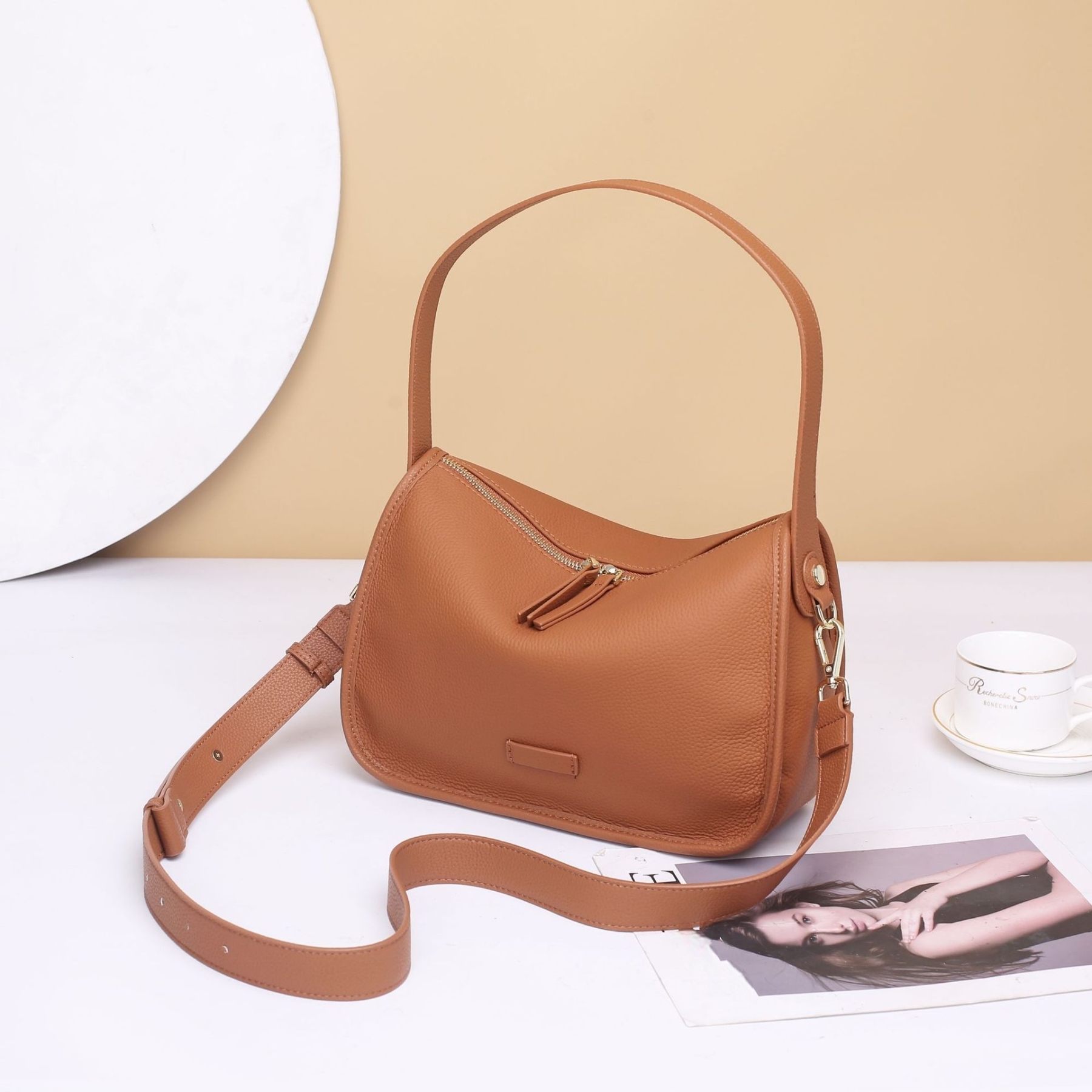 |黒|カラメル|グリーン|4色|牛革ショルダーバッグ