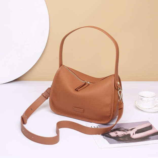 |黒|カラメル|グリーン|4色|牛革ショルダーバッグ