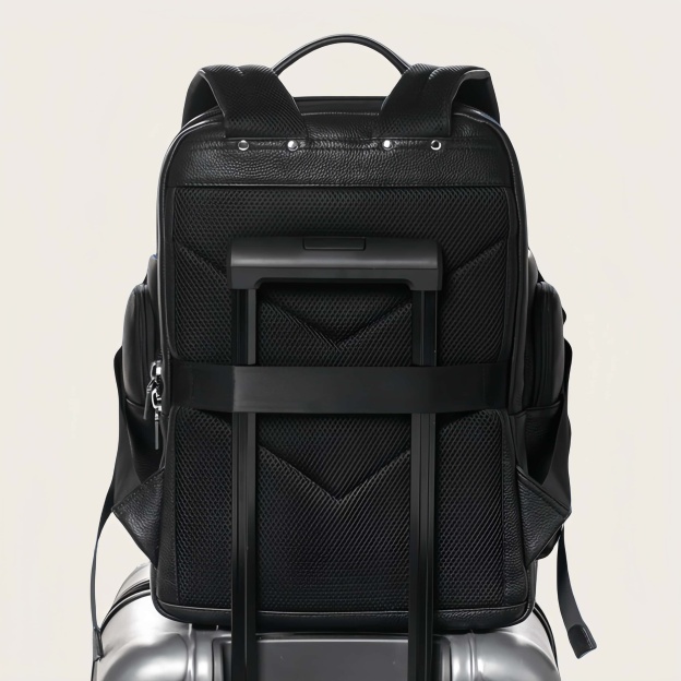 大容量牛革ダブルショルダーリュック｜大容量設計・通勤・旅行対応