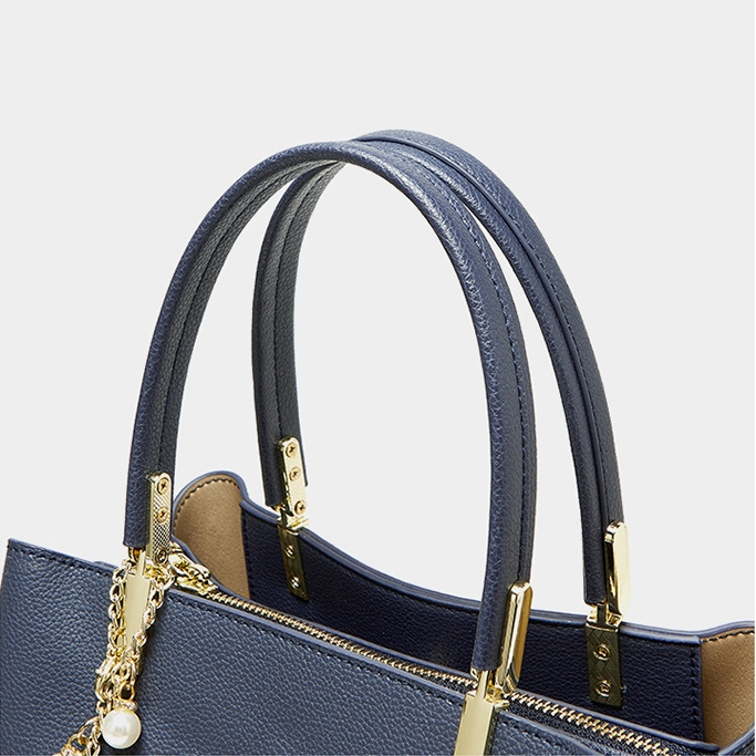 季節の新作！•贅沢感•青|黒|ワインレッド|3色•天然牛革ハンドバッグ•牛革ショルダーバッグ