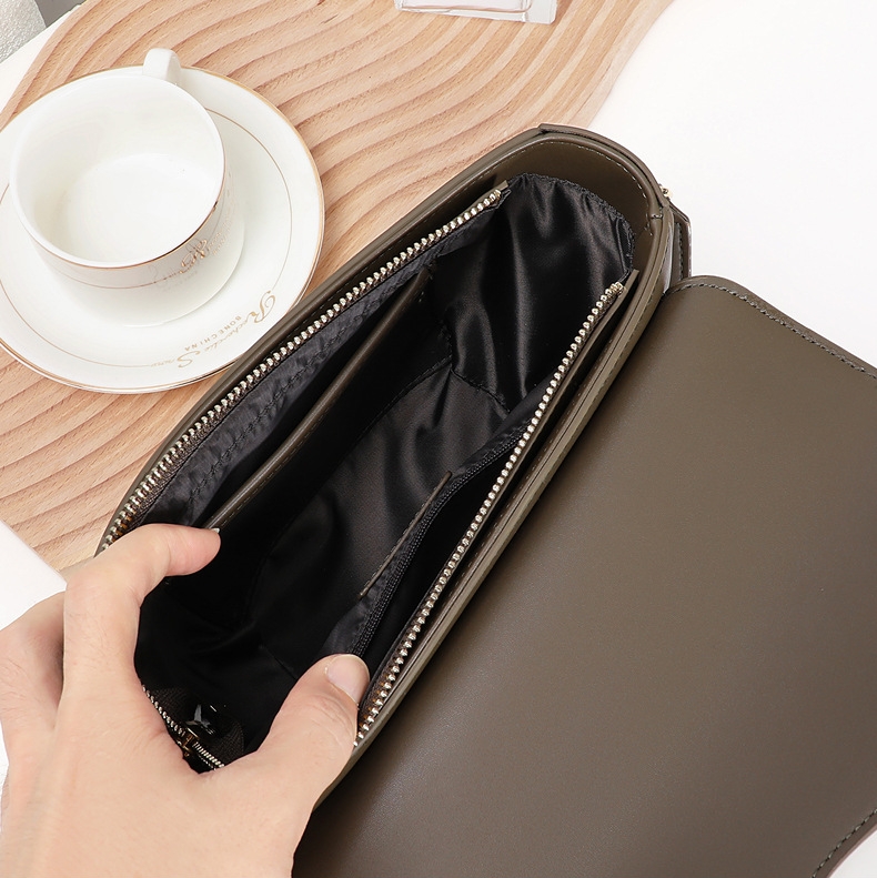 新発売!•コーヒー色•天然牛革ショルダーバッグ• 牛革肩掛けバッグ