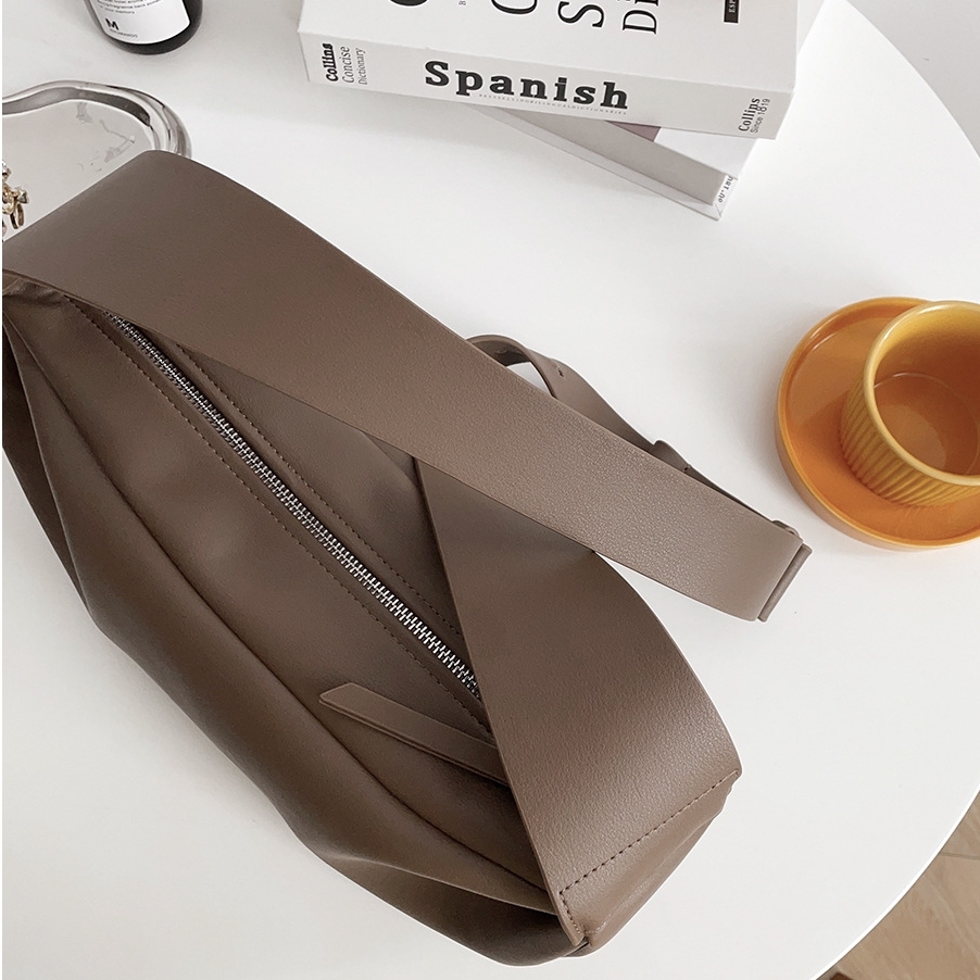 「シンプルなら快適！」•茶|黒|濃いカーキ|3色•上質な天然牛革ショルダーバッグ• 牛革斜めがけバッグ