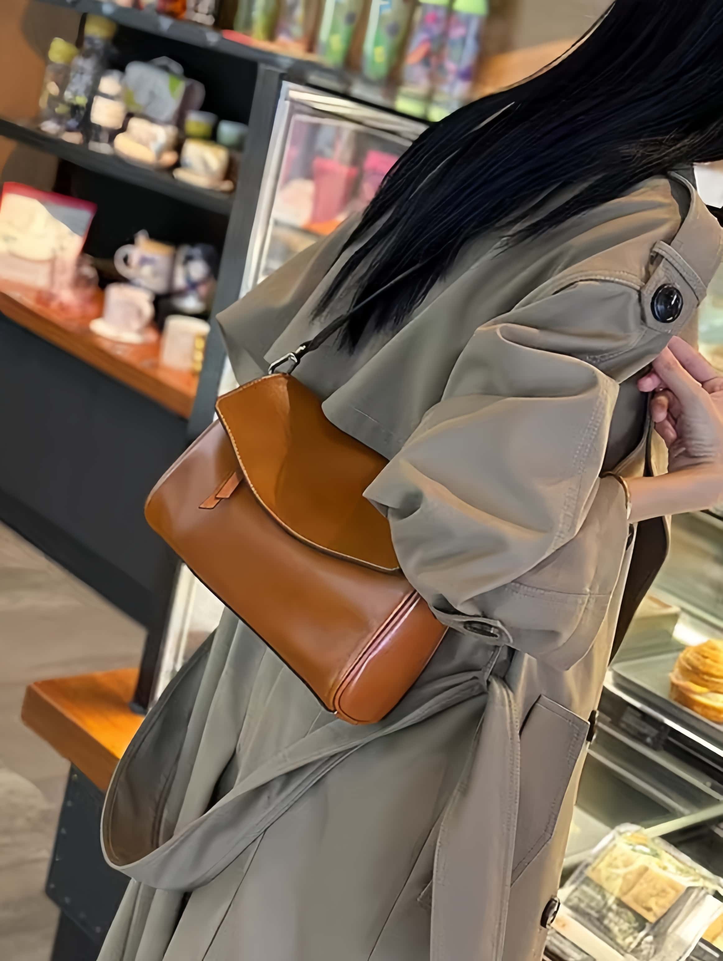 5色|上質な植物鞣な牛革斜ショルダーバッグ|2本の肩ベルトを付属