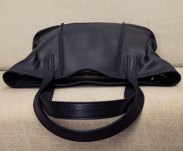 3WAY大容量牛革トートバッグ|肩掛けバッグ|ショルダーバッグ|A4 サイズに対応して