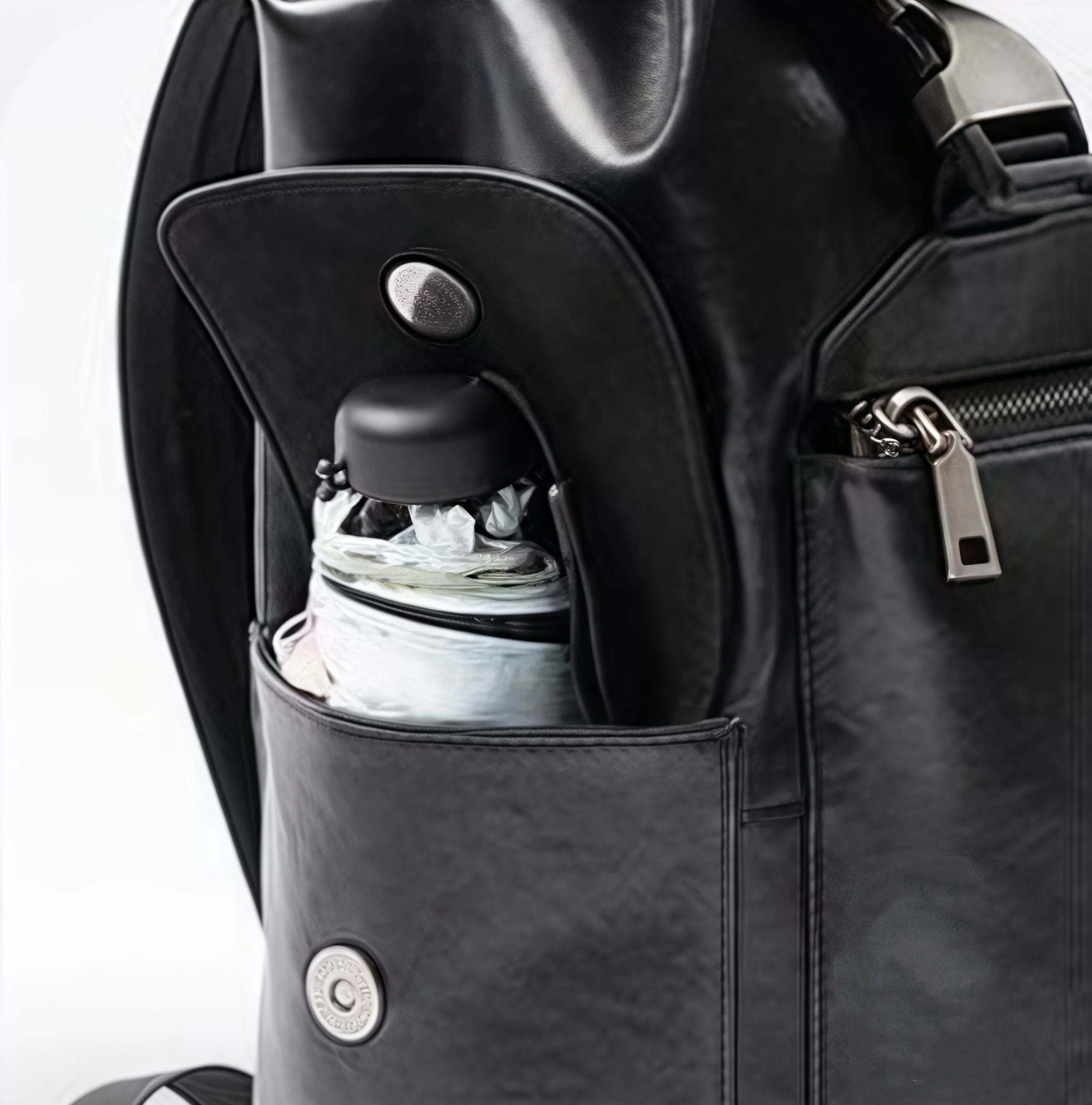 【ヴィンテージ風】植物鞣し牛革バックパック｜22L 大容量｜ビジネスレジャー兼用｜通勤・旅行に最適