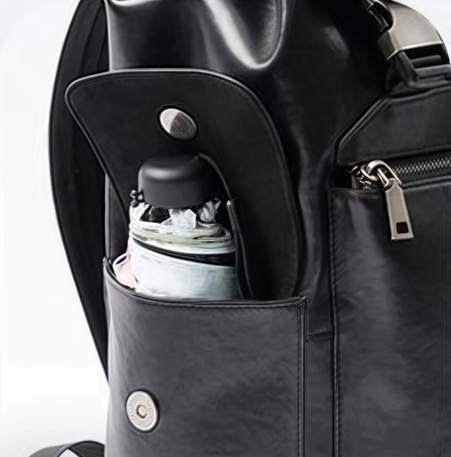 【ヴィンテージ風】植物鞣し牛革バックパック｜22L 大容量｜ビジネスレジャー兼用｜通勤・旅行に最適