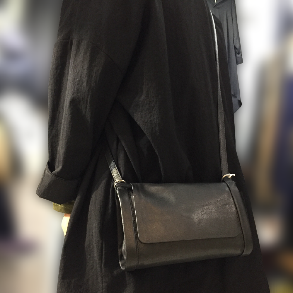 上質レザーバッグ|牛革斜め掛けバッグ|片肩バッグ|ショルダーバッグ