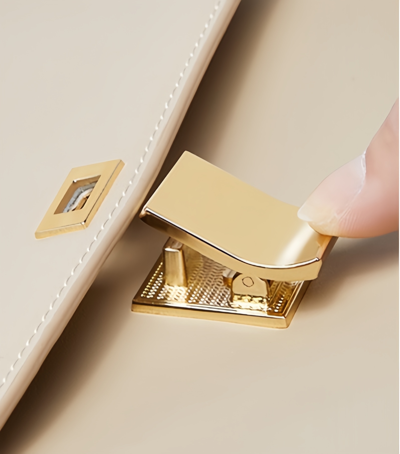 上品な雰囲気が漂う ! |3WAY▪上質で厚手で天然の柔らかい牛革製のハンドバッグ|牛革ショルダーバッグ