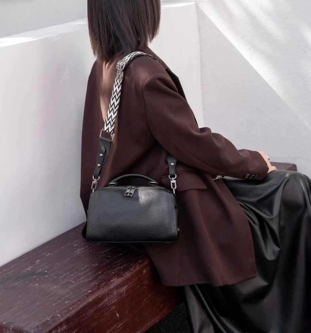 ▪黒|茶▪3WAY▪天然牛革ハンドバッグ▪牛革ショルダーバッグ