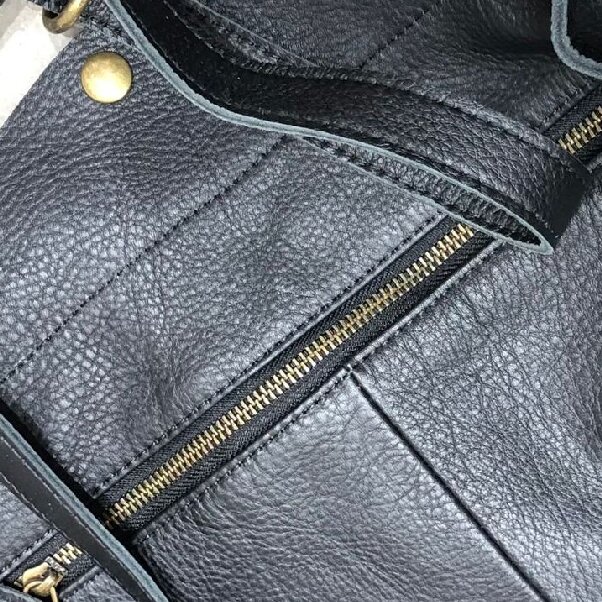 レザーバックパック|牛革リユック|ノートパソコンバッグ|通勤バッグ