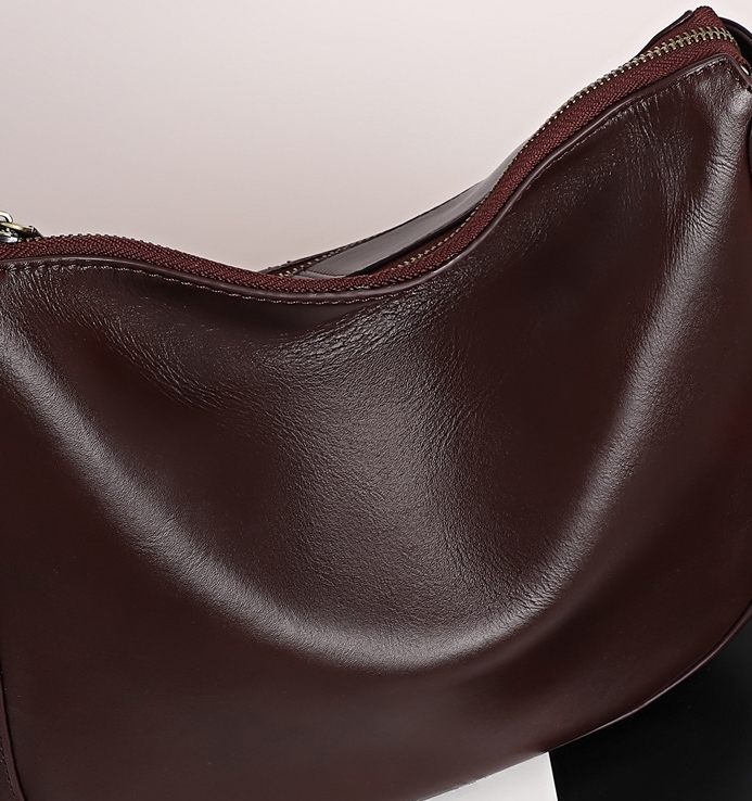 レトロ ! • 茶|黒•天然牛革ショルダーバッグ•2本の肩ベルトを付属