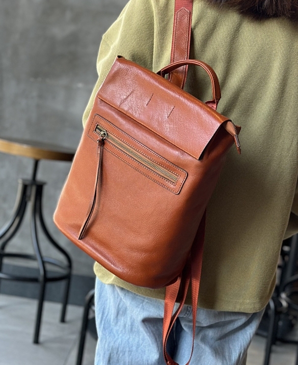 ユニセックス ！|カーキ|コーヒー|茶|黒|4色|天然牛革リュックサック