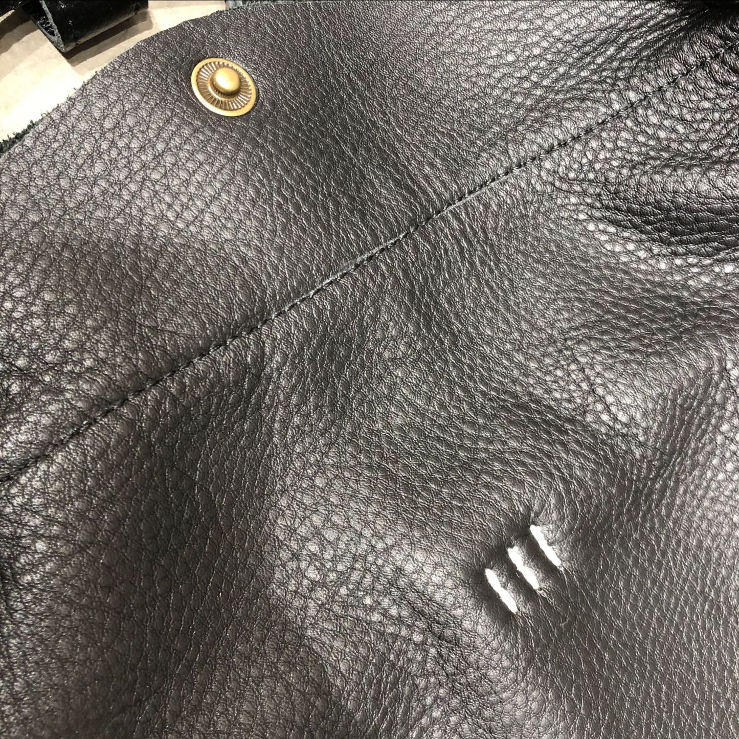 レザーバックパック|牛革リユック|ノートパソコンバッグ|通勤バッグ