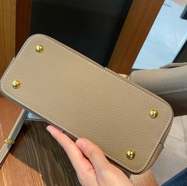 優雅な気質 ！•天然の厚みのある柔らかい牛革ハンドバッグ•牛革ショルダ一バッグ 