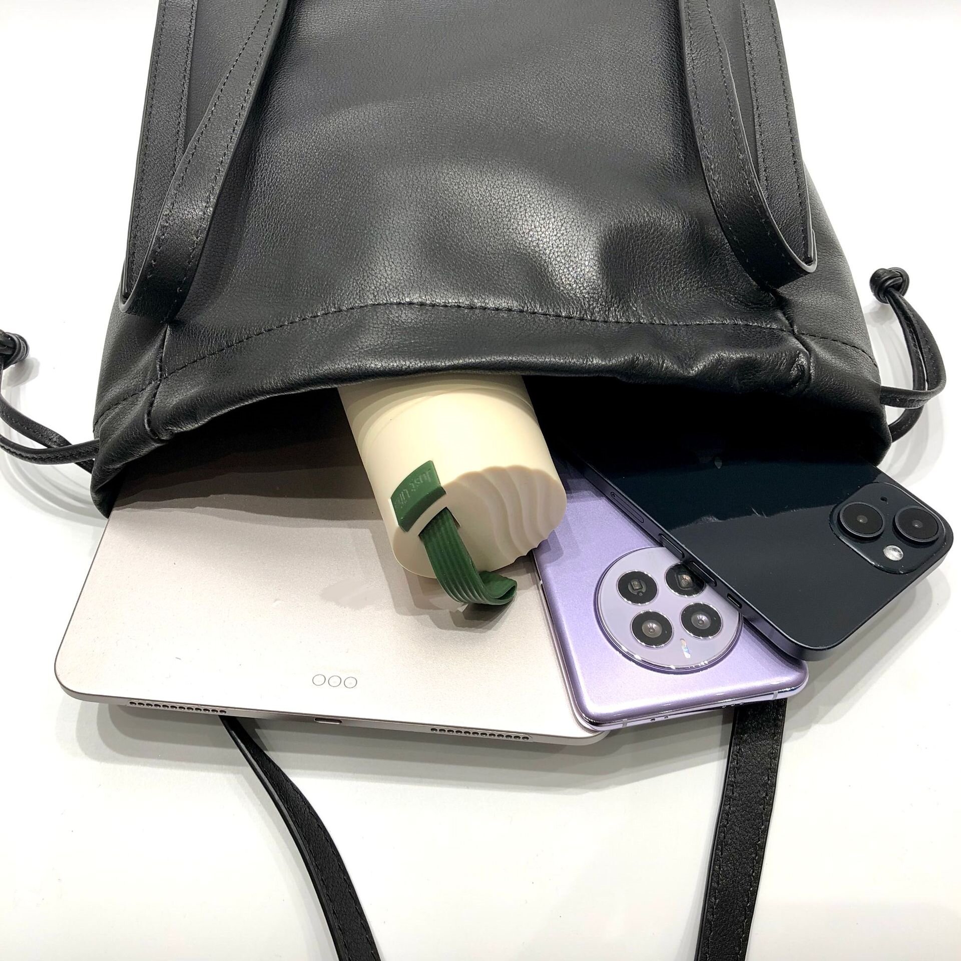 新発売！♦上質な天然牛革ハンドバッグ♦天然牛革トートバッグ