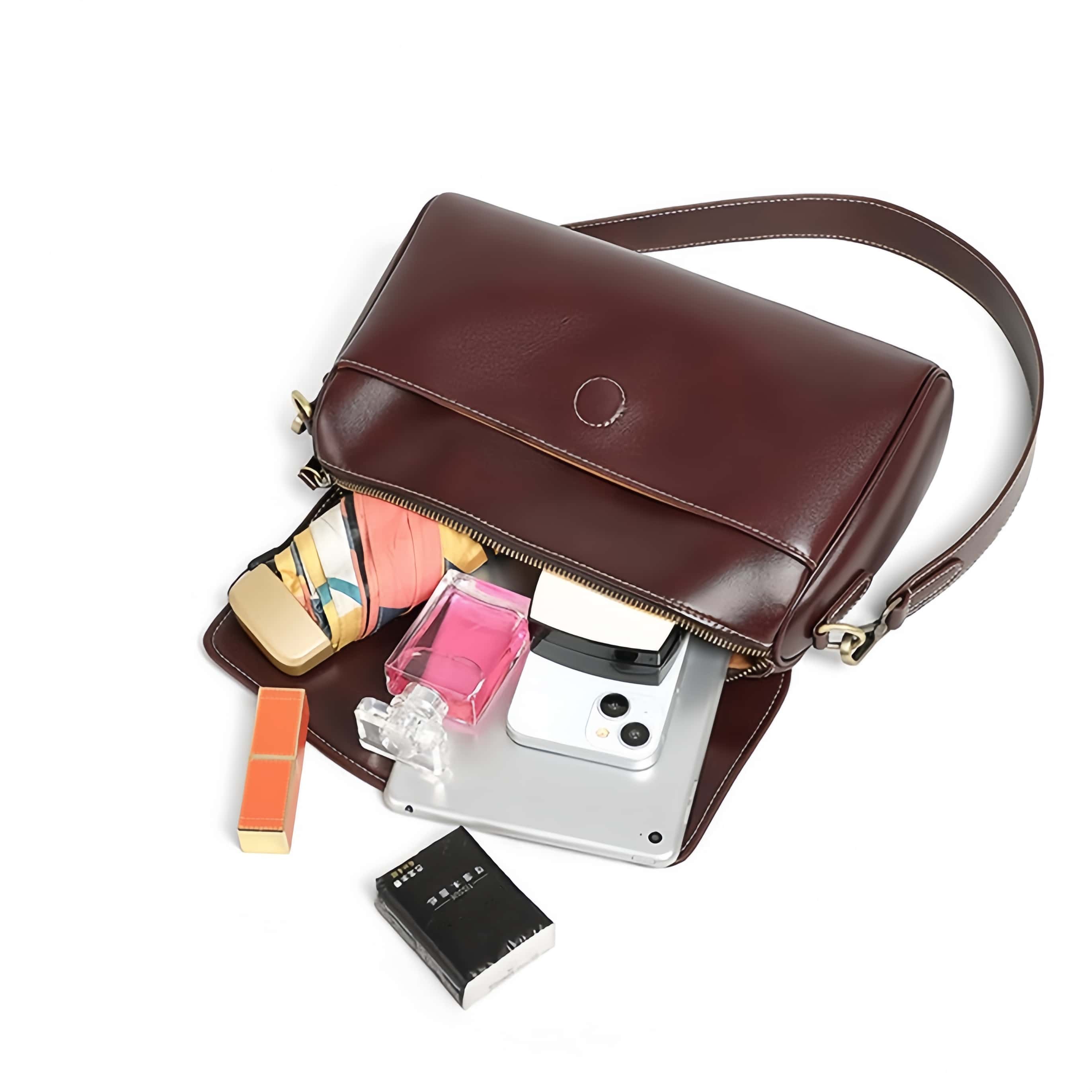 3色|牛革斜め掛けバッグ|レザーショルダーバッグ|レザーサコッシュ