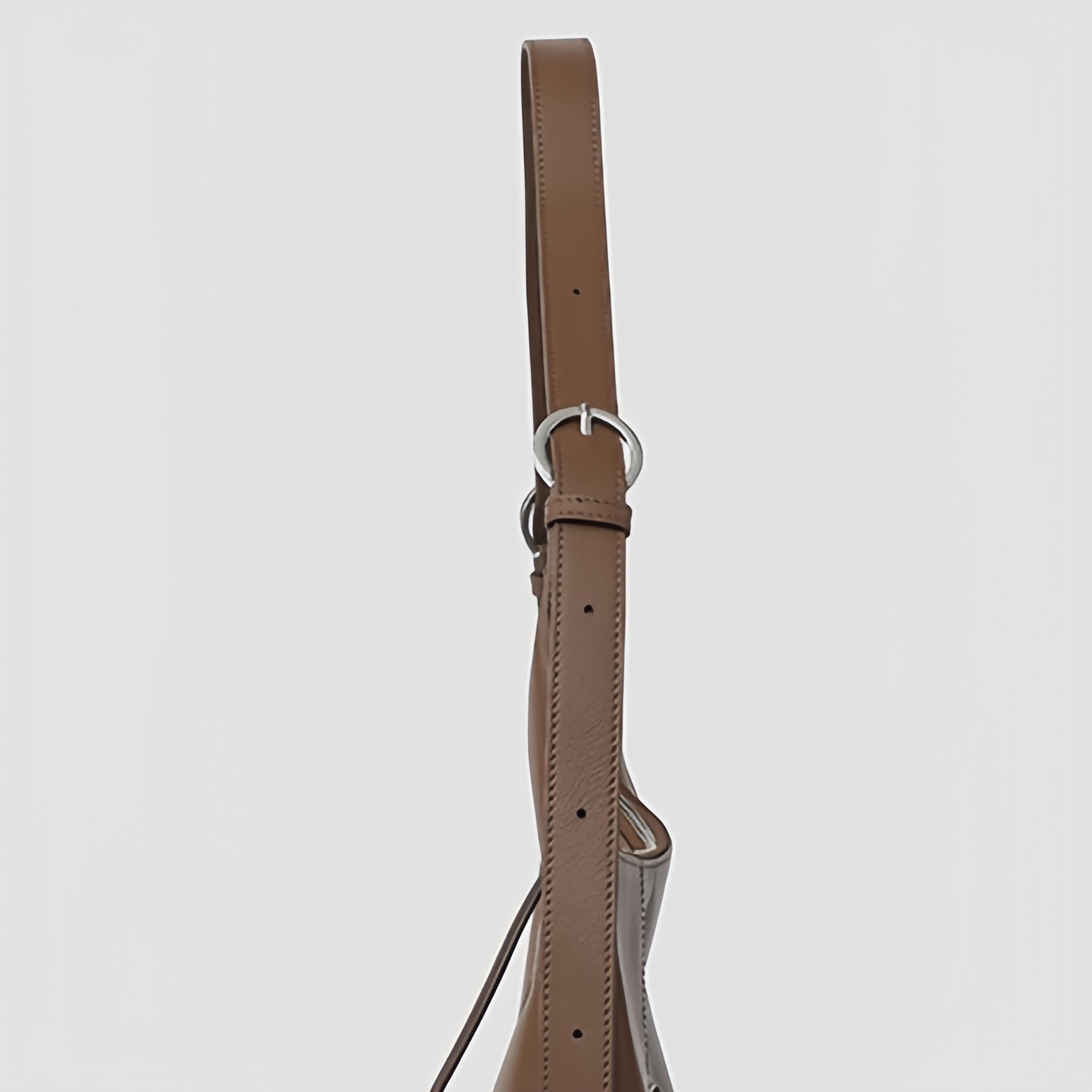 NEW ! •茶|黒|2色•上質な天然牛革斜ショルダーバッグ•牛革肩掛けバッグ• 