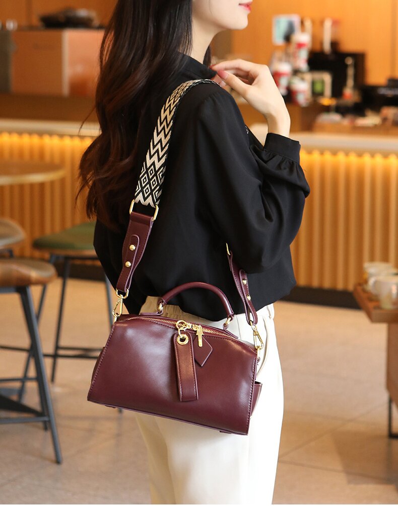 牛革斜め掛けバッグ|牛革ショルダーバッグ|牛革肩がけかばん |手提げバッグ