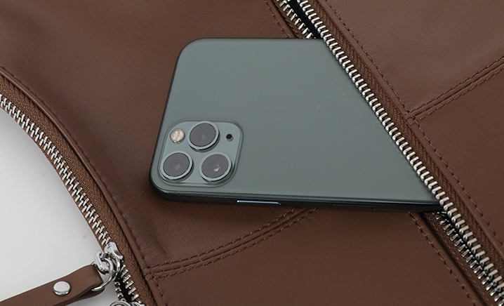 NEW ! •茶|黒|2色•上質な天然牛革斜ショルダーバッグ•牛革肩掛けバッグ• 